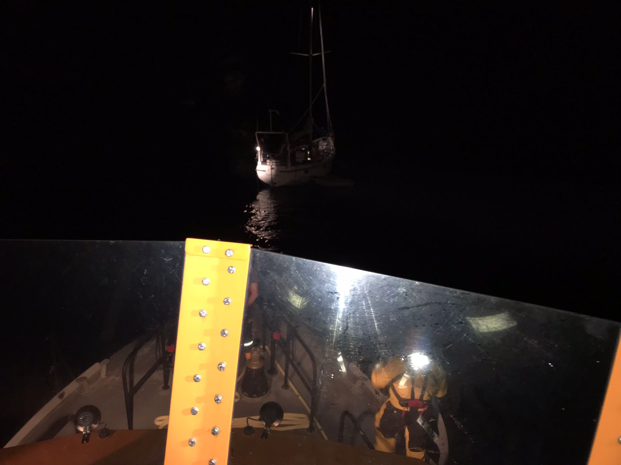 Towing the casualty yacht