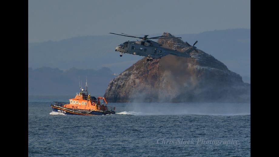 Rnli Night RNLI Torbay day and night-time exercises with RNAS Yeovilton | RNLI