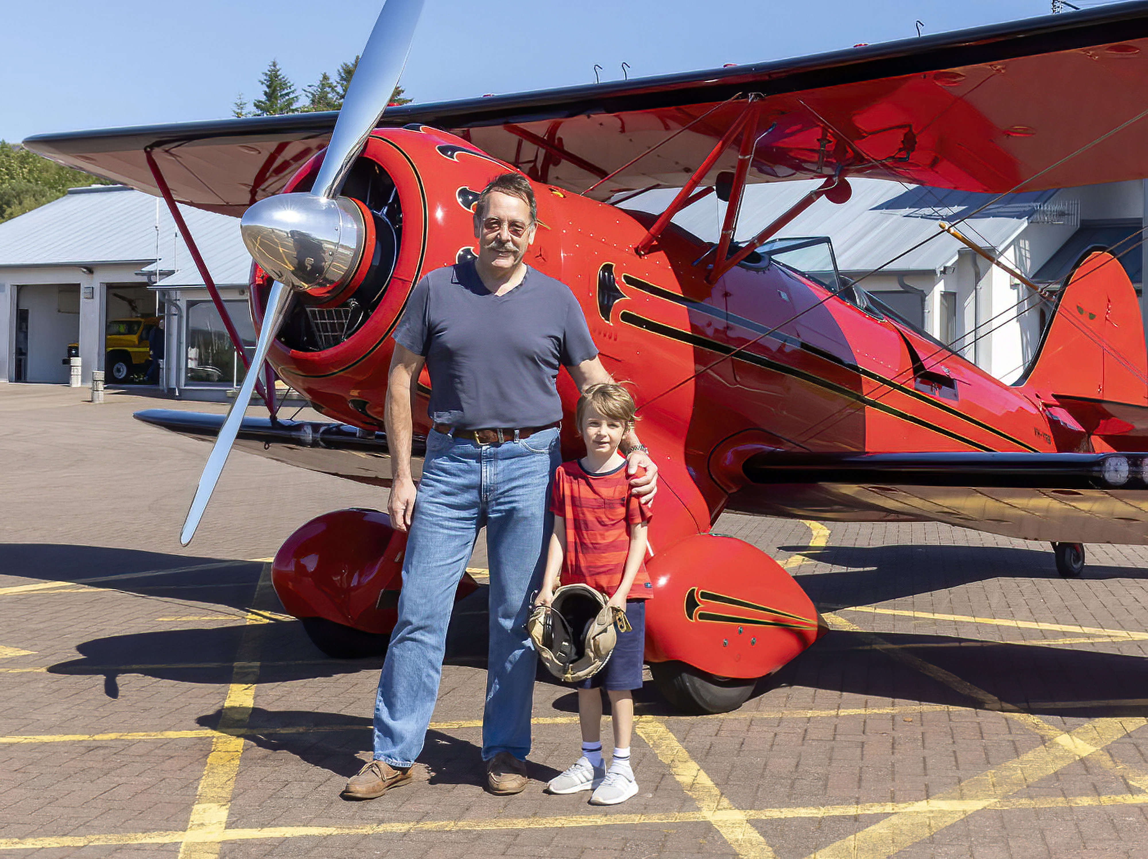 Seven year old Finlay MacInnes and pilot Archie Dudgeon