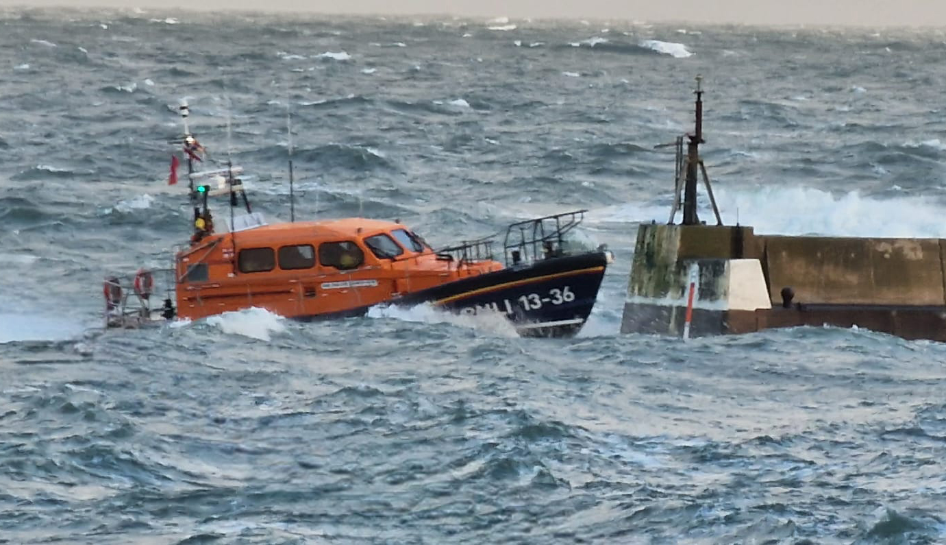Seahouses Lifeboat returns to Seahouses with ambulance crew member