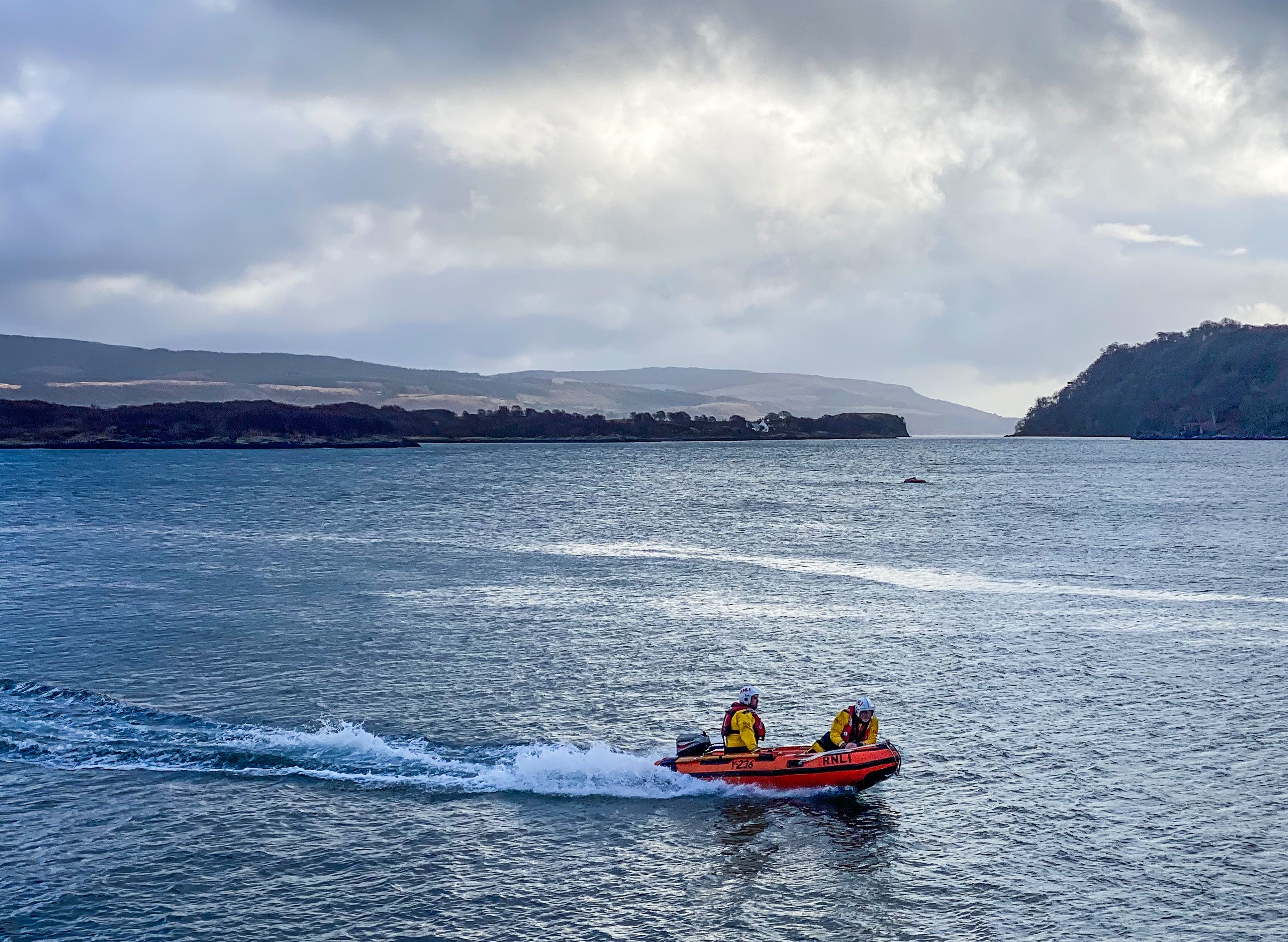 Y boat returning to the berth
