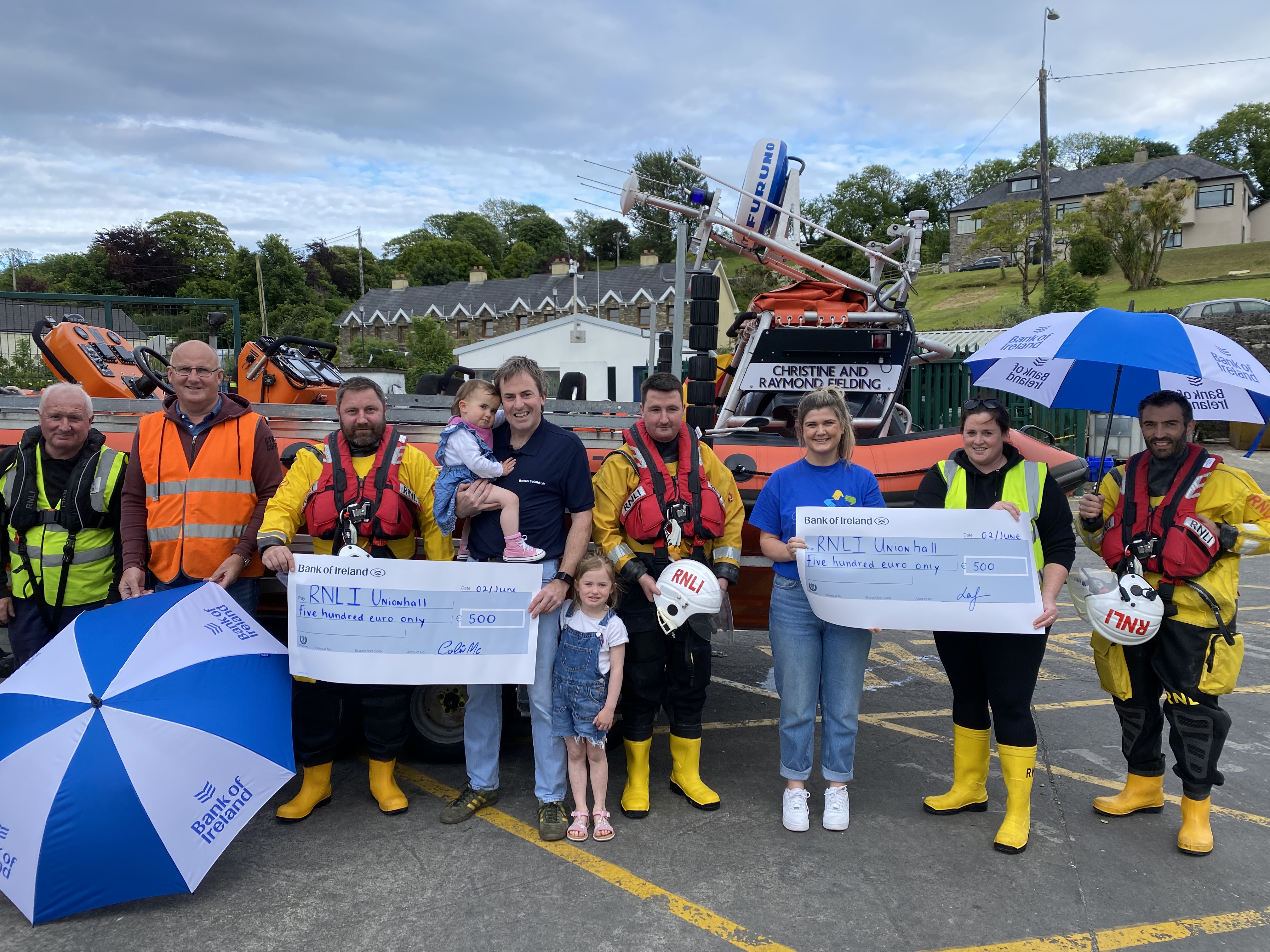 Handing over of cheques 