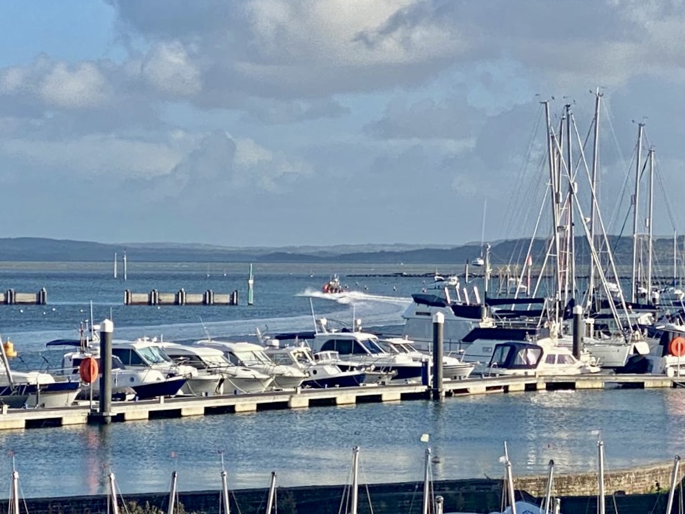Lymington lifeboat 'David Bradley' speeds out of river