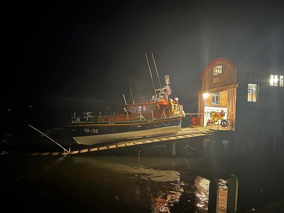 Lifeboat Crew and Paramedics off to Holy Island to attend Casualty on Island.