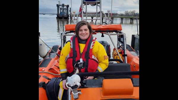 Chris Rundle Karla takes command on the Thames | RNLI