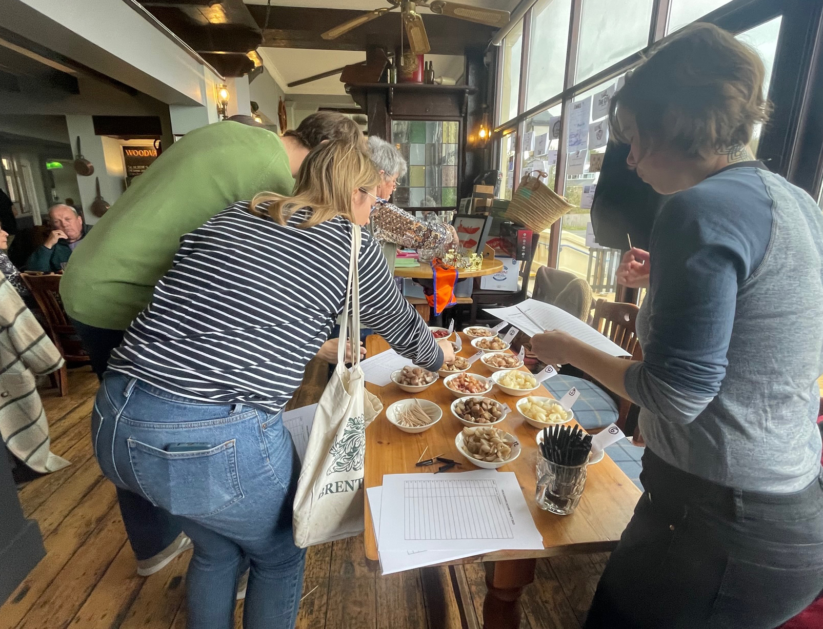 The pickled onion tasting gets underway.
