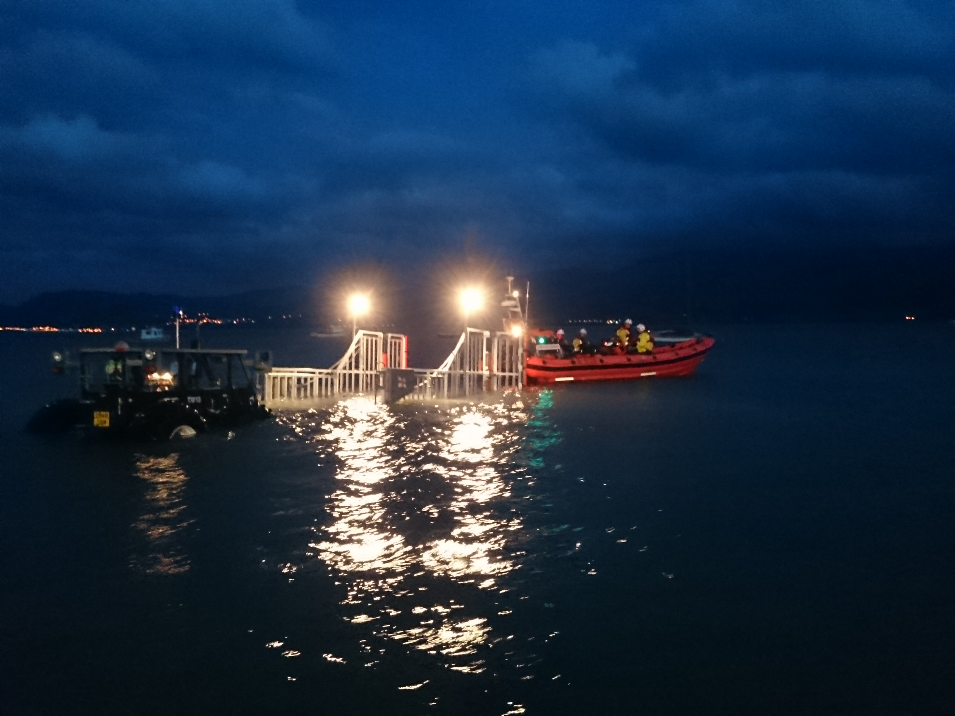Beaumaris Inshore Lifeboat night time recovery