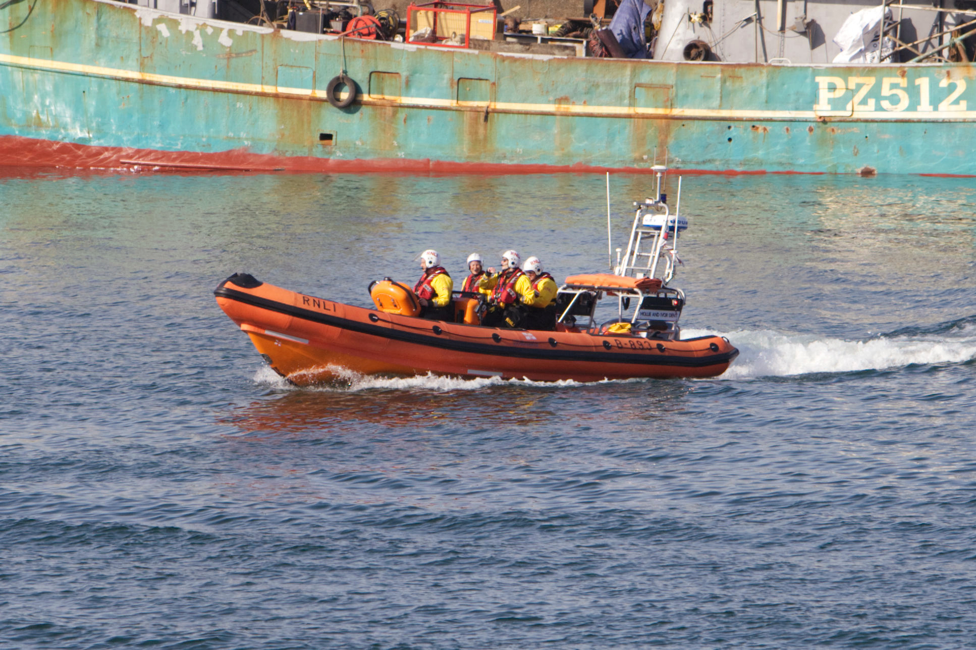 picture of inflatable lifeboat