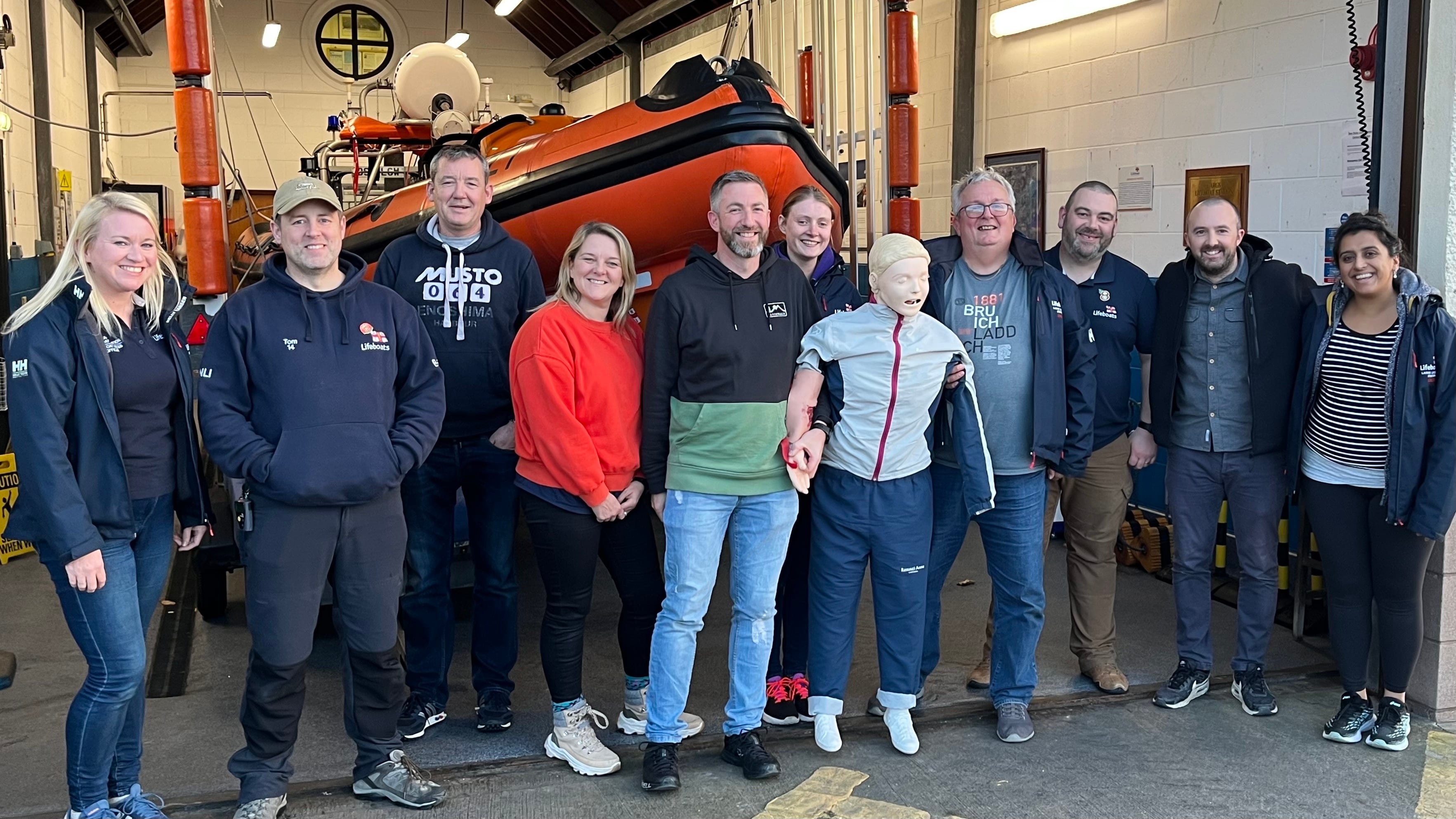 Volunteer crew on completion of course