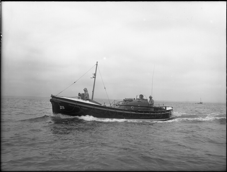 The Robert Lindsay, pictured here, launched that fateful night at 12.50am in a severe storm.
