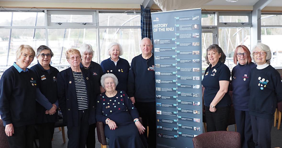 The current Largs Fundraising Committee 