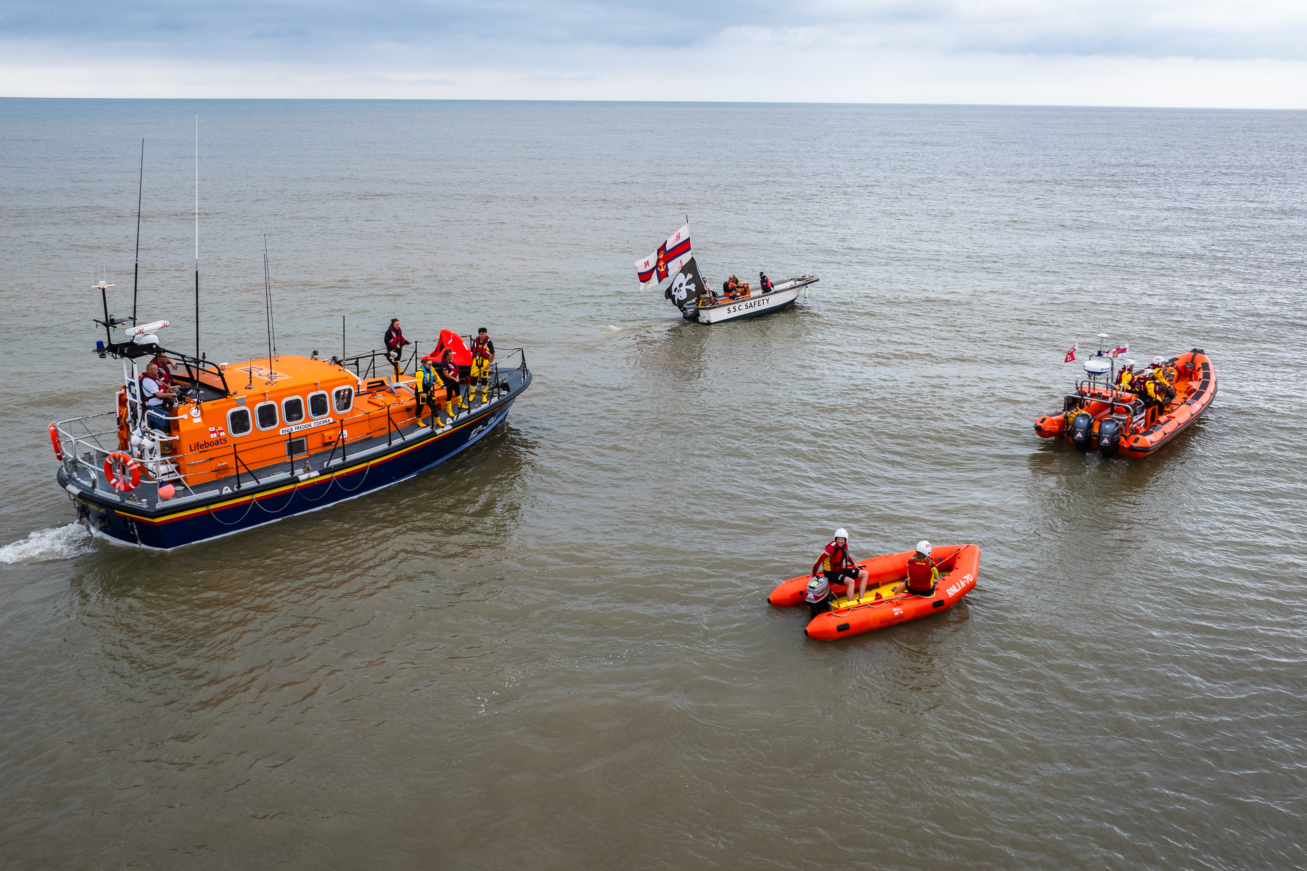 l-r Aldeburgh Mersey Class ALB, Lifeguards IRB, Southwolds Atlantic 85 ILB.