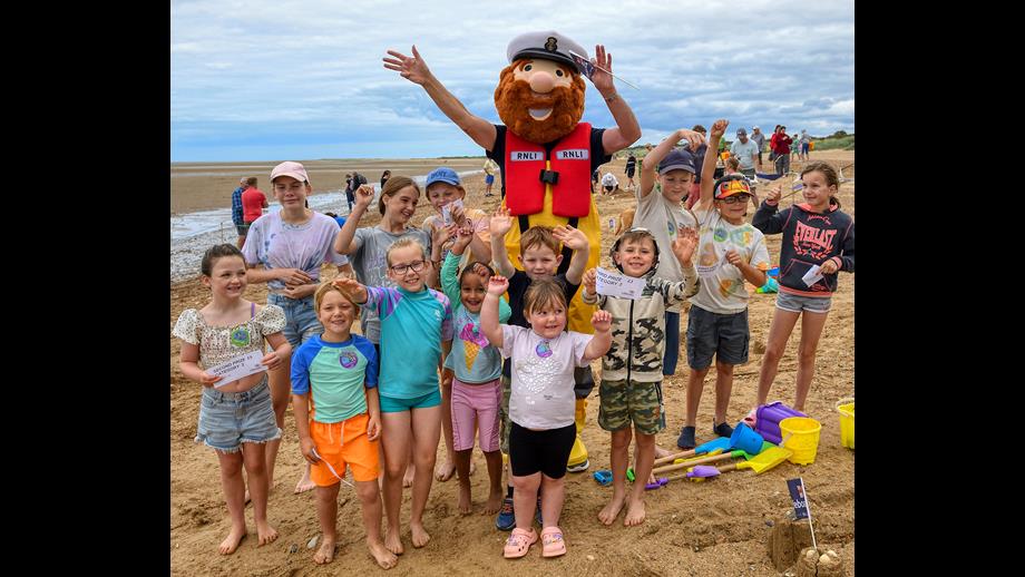 Hunstanton Fun Bucket loads of fun at Hunstanton RNLI sandcastle showdown | RNLI