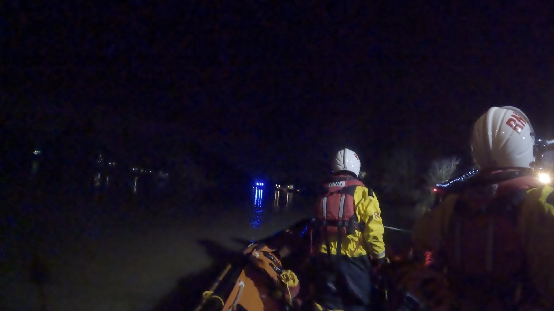Nighttime narrowboat rescue