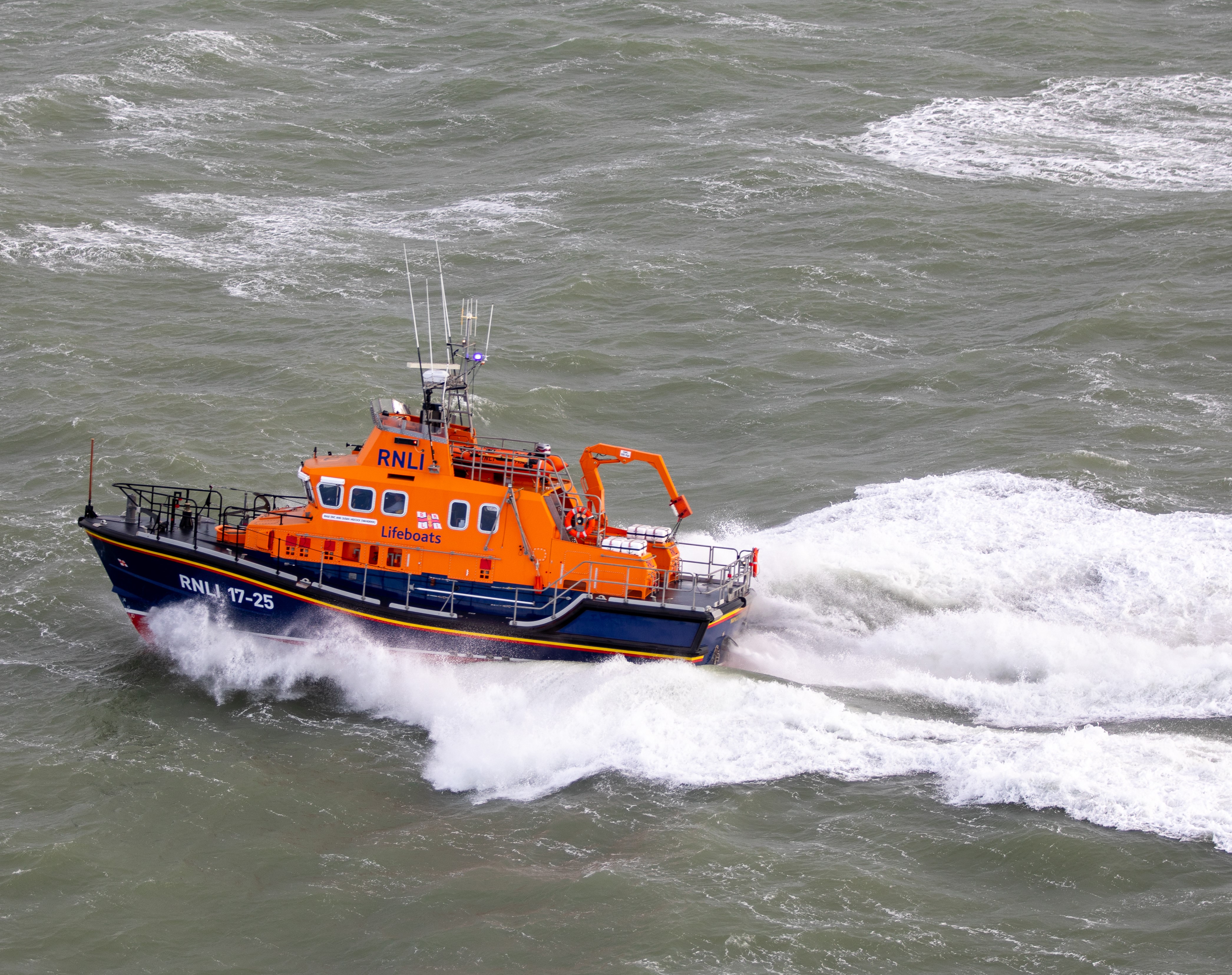 17-25 Yarmouth Lifeboat aerial shot taken from Helicopter during rough weather filming.