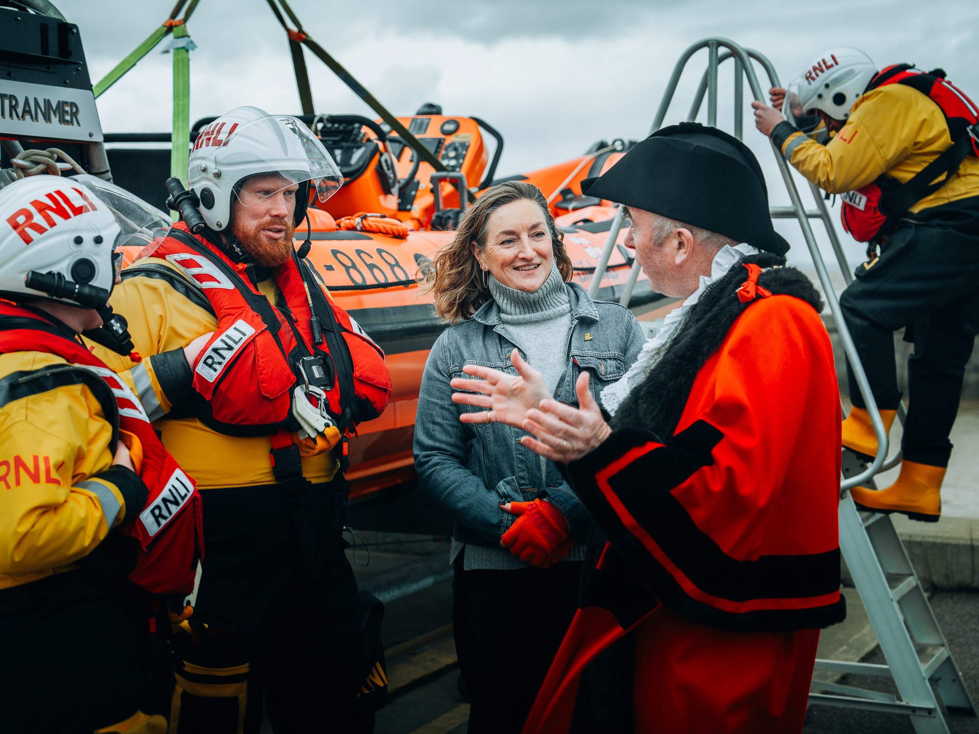Southwold Town Mayor chating to crew members and fundraisers. (l-r, Alison MacFayden, Ali Delaney, Lisa Cooper-Dann, Simon Flunder)