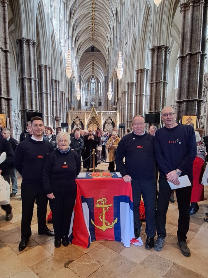 L to R Chris Risby, Tany Blackburn, Paul Broomfield and Philip Smith at Westminster Abbey