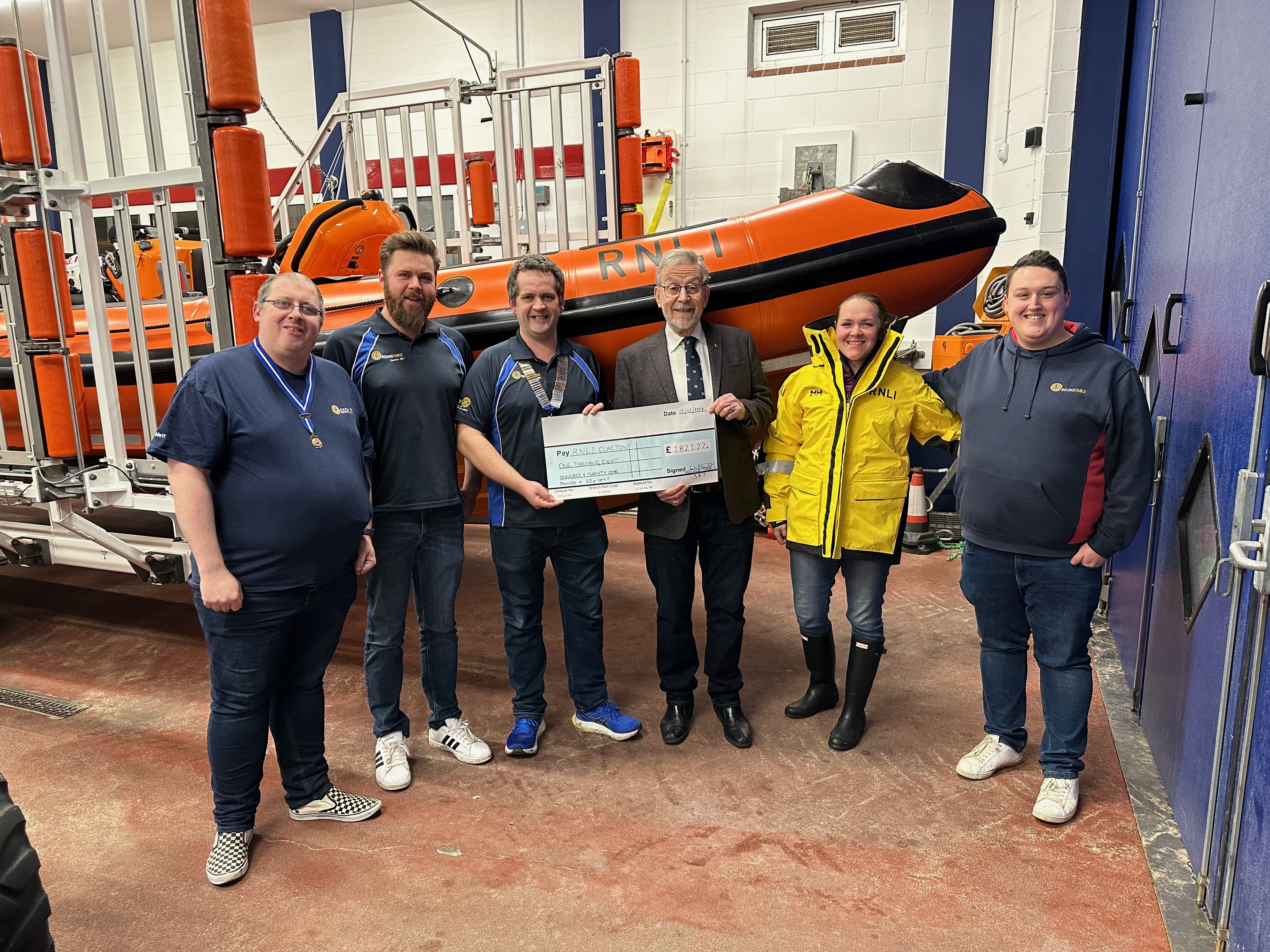 RNLI Clacton receive generous donation from Clacton Round Table