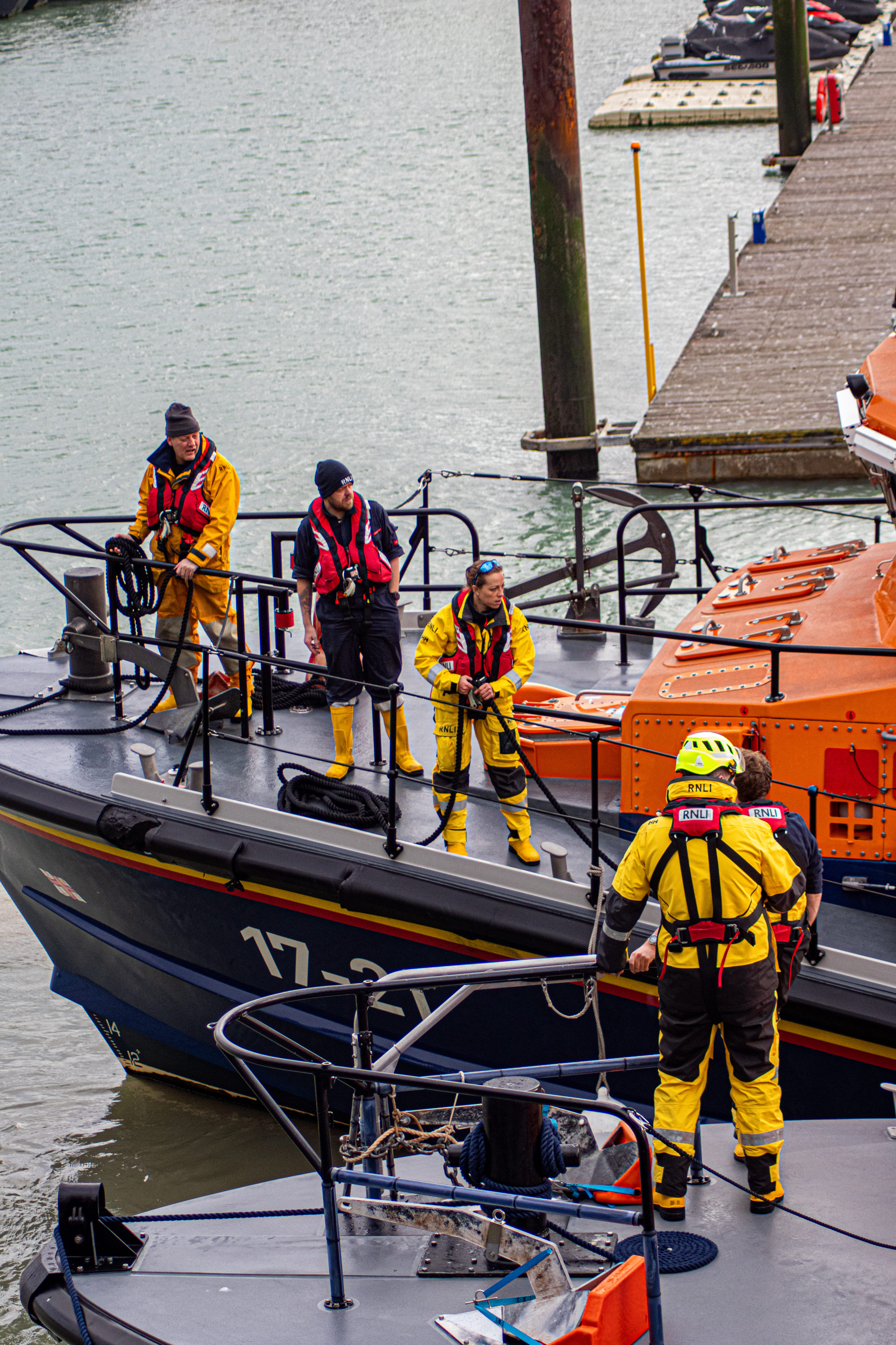 THe Volunteer Crew of Newhaven RNLI on their Severn Class ALB