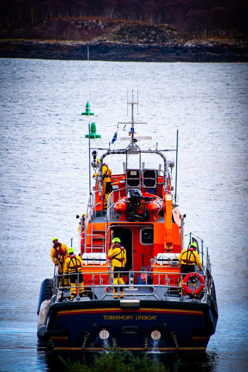 Tobermory lifeboat after towing casualty vessel to pontoons