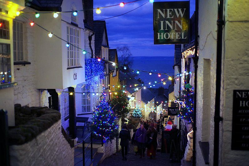 Lights on Clovelly high street