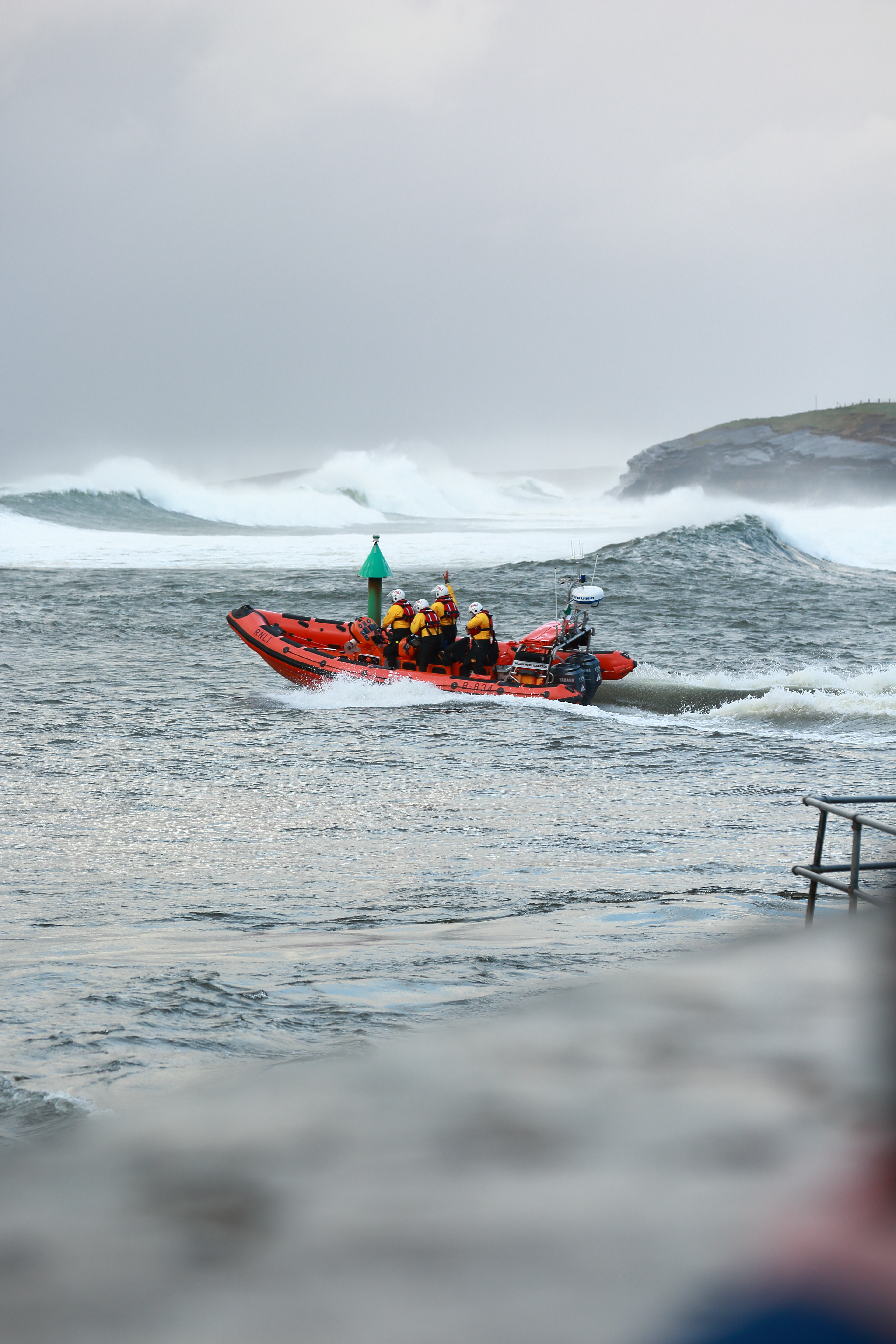 Bundoran RNLI battling rough seas to reach a swimmer in distress.
