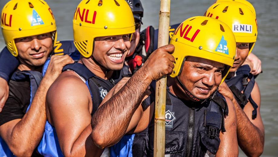 Flood rescue training in Bangladesh