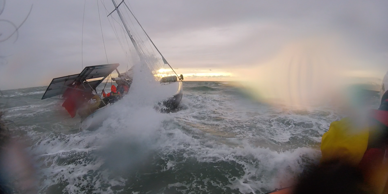 Waves over casualty vessel