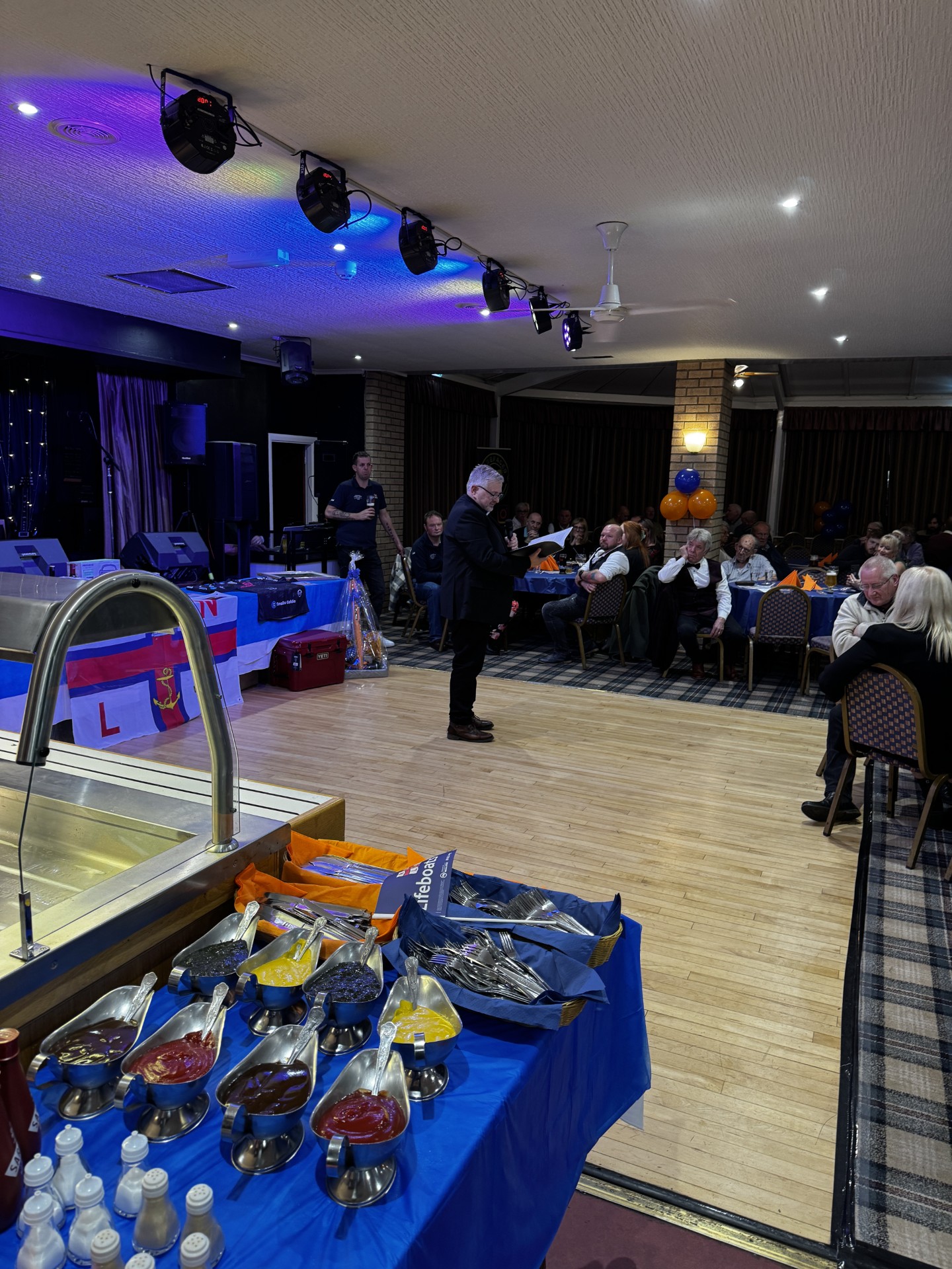 Northern Irish priest Father Gary Donegan moved the audience with his deep affection for Withernsea, a town he considers his second home, and his affiliation with Withernsea RNLI.