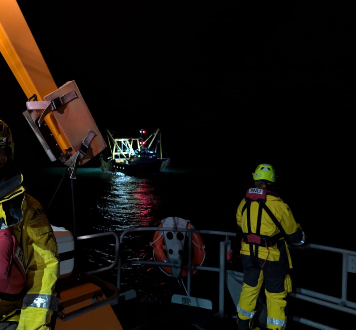 Yarmouth Severn class lifeboat Eric and Susan Hiscock (Wanderer) 17-25 at sea during the tasking – taken from the ships cam