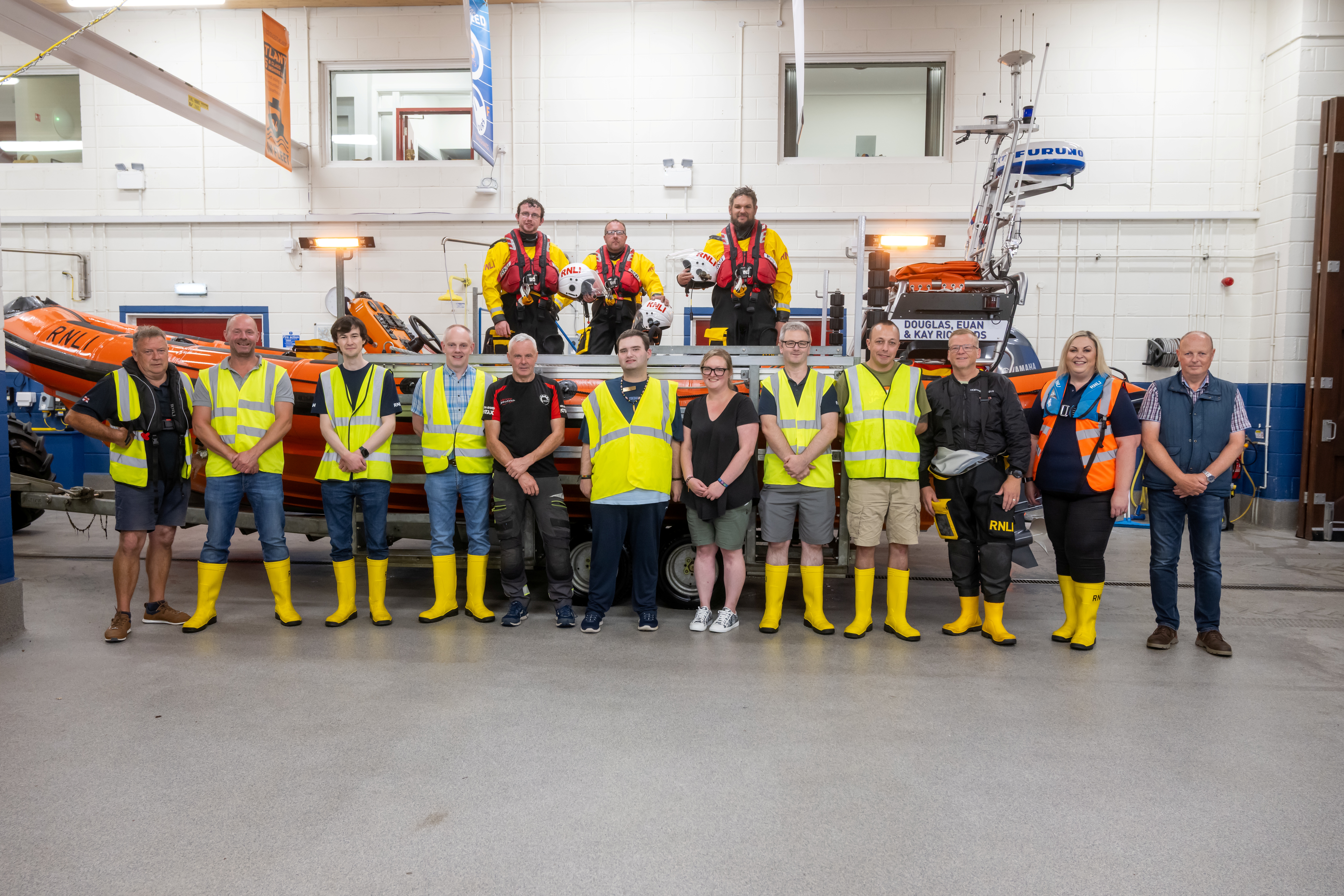 Local RNLI supporter celebrates their 21st birthday with Carrybridge RNLI