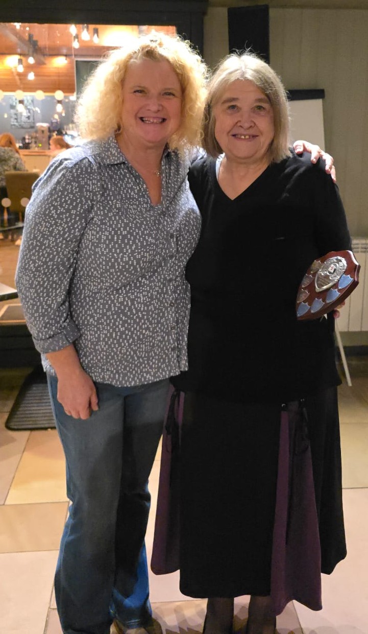 Joy Fuller receiving unsung Hero