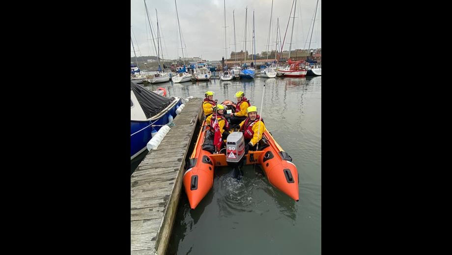 Rnli Launch Methods Scarborough RNLI Crew Celebrate Christmas While Staying Ready to Launch ...