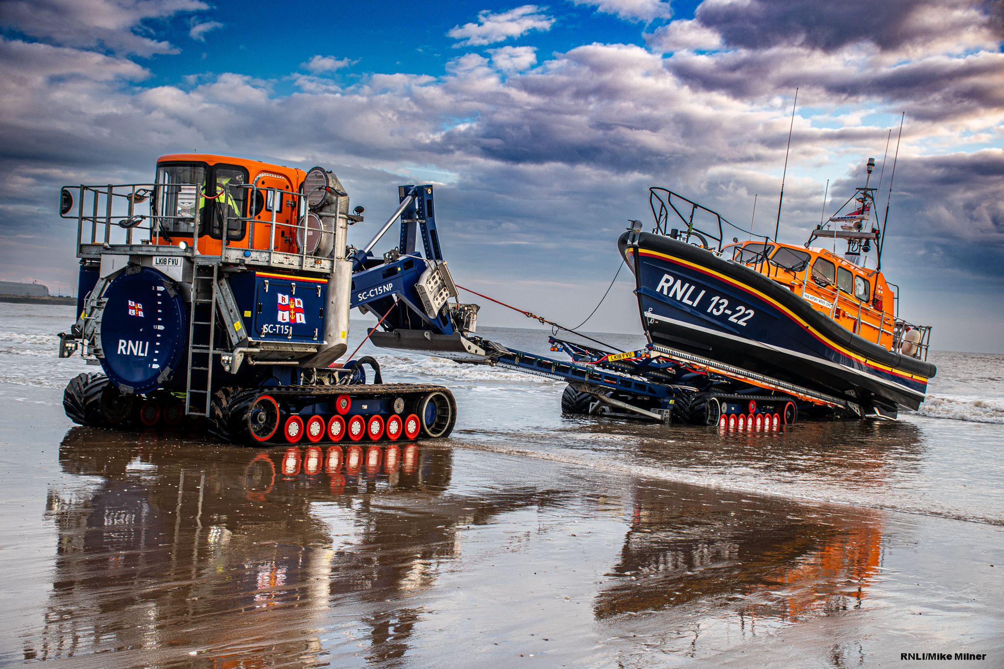 Recovery of Bridlington Lifeboat underway after all night tasking.