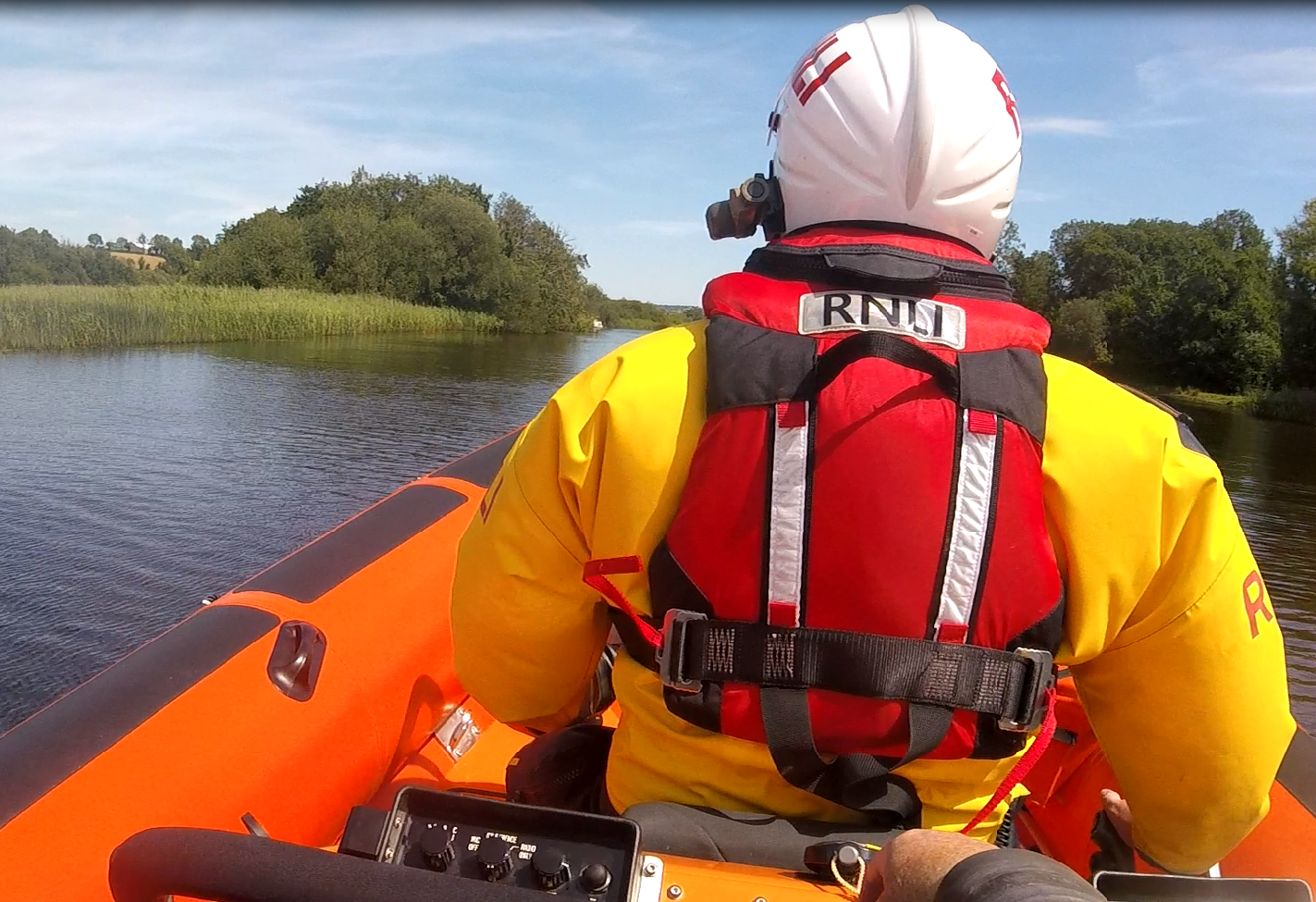 Carrybridge RNLI assist 6 people in separate call outs during holiday weekend