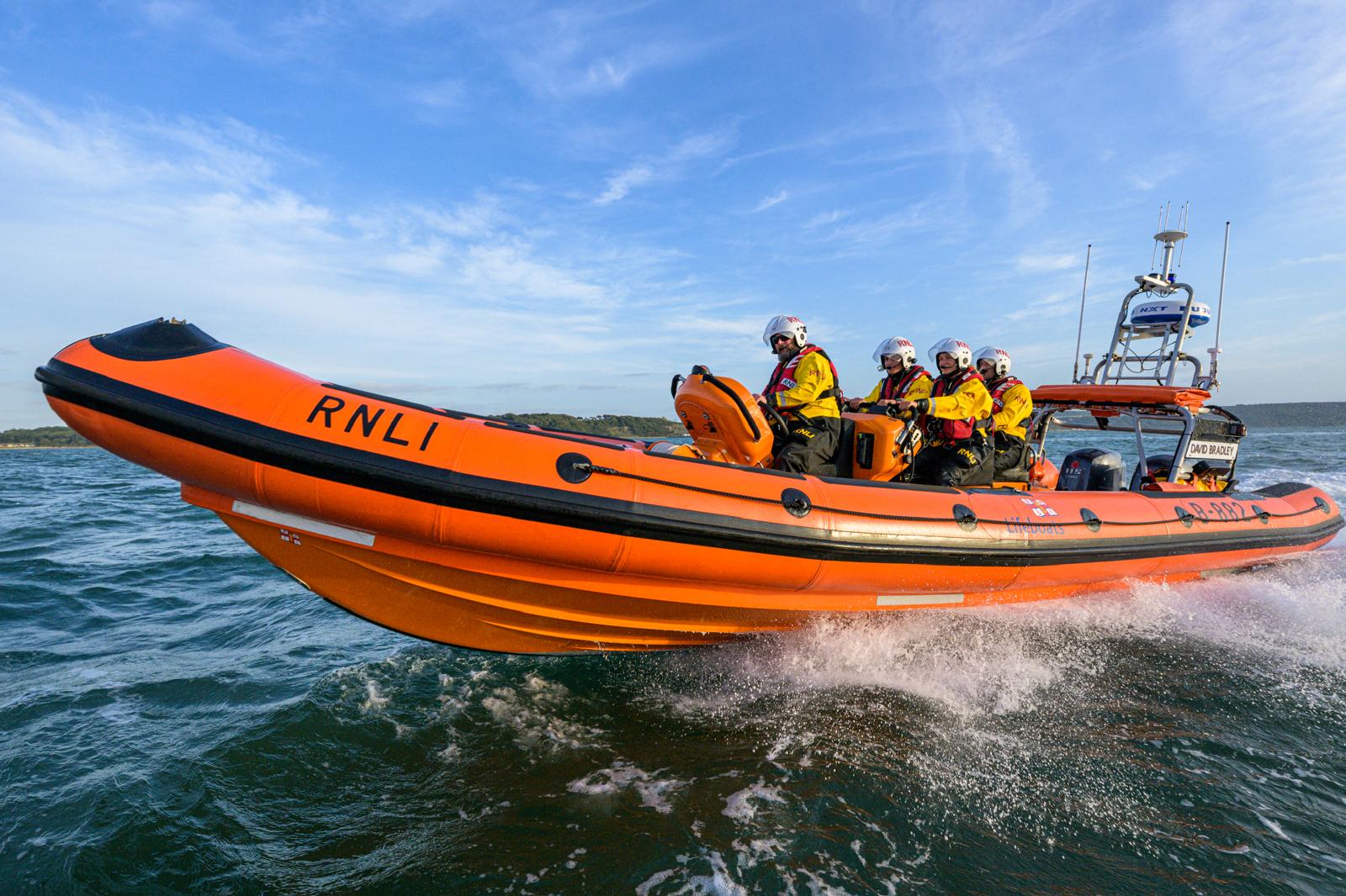 Lymington Lifeboat in action