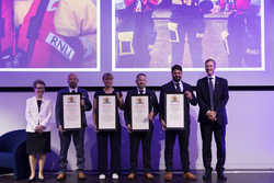 Walmer crew with their award