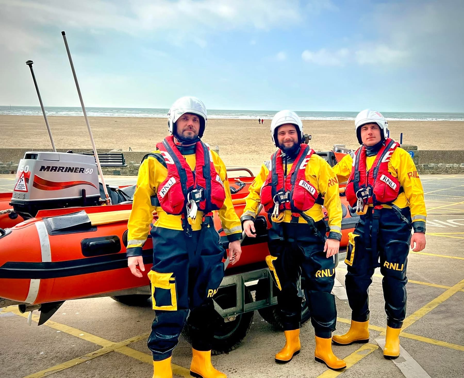 Volunteer crew of ILB Craig Steadman