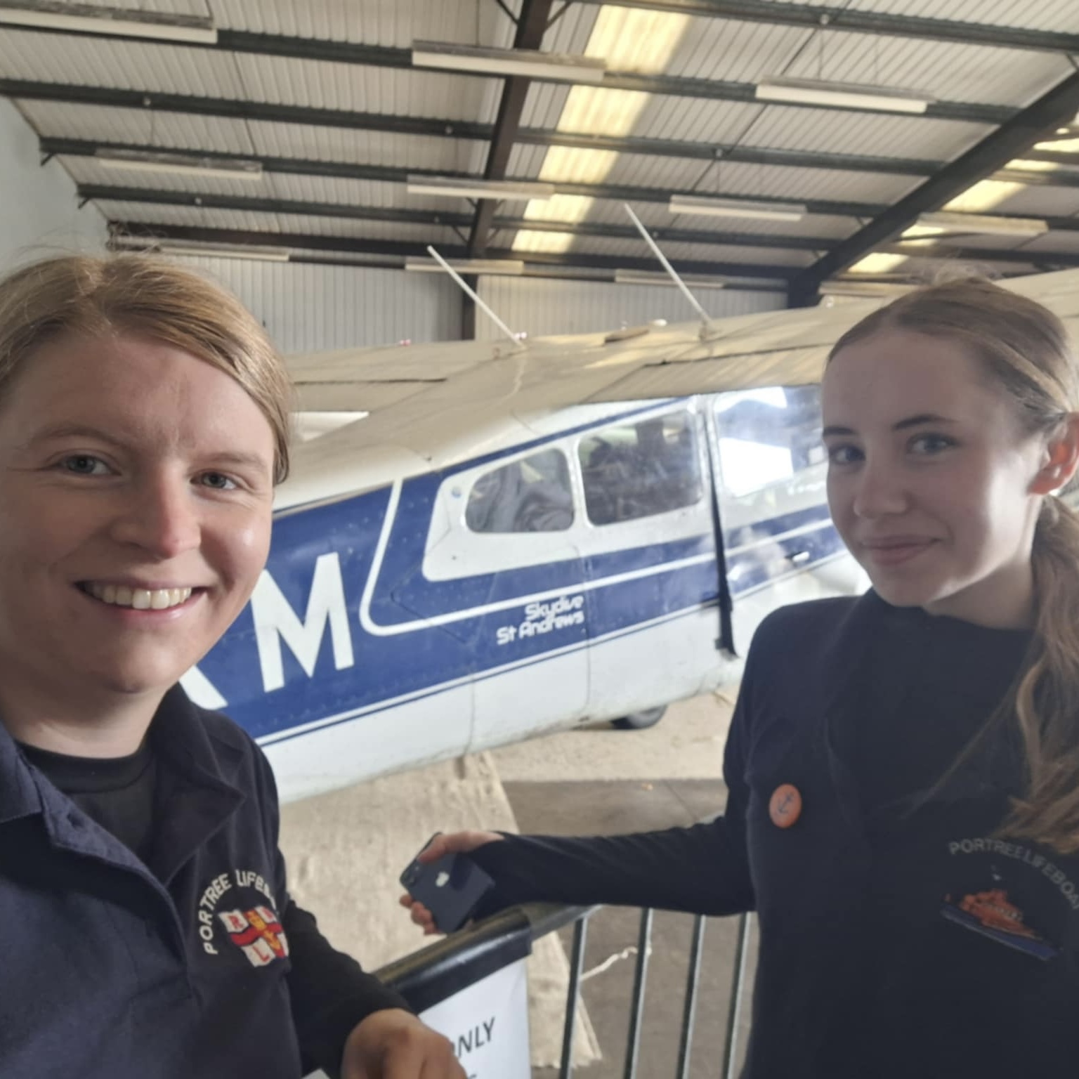 Eilidh and Ali before the skydive