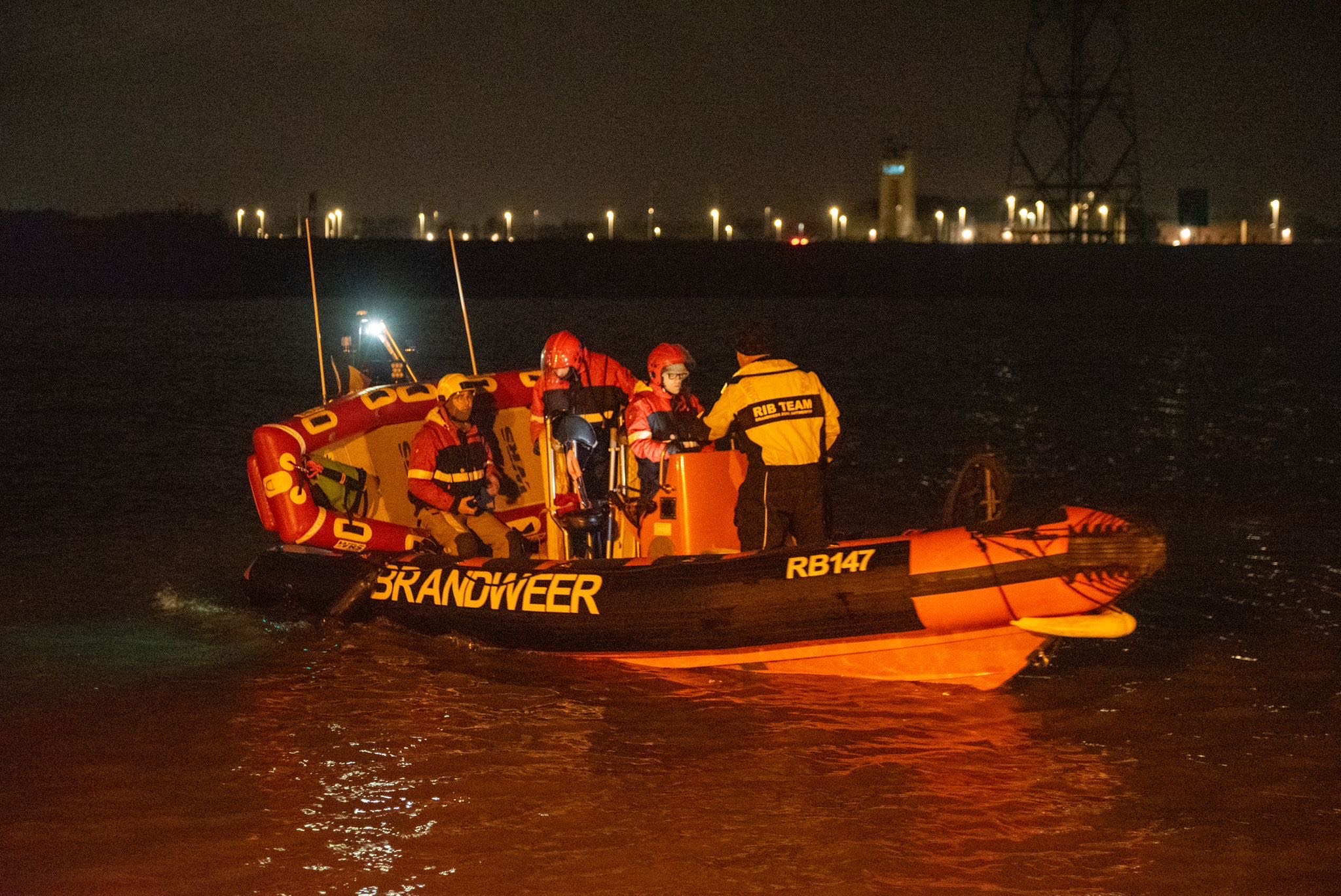 Brandweer Zone Antwerpen Water Rescue Team on exercise