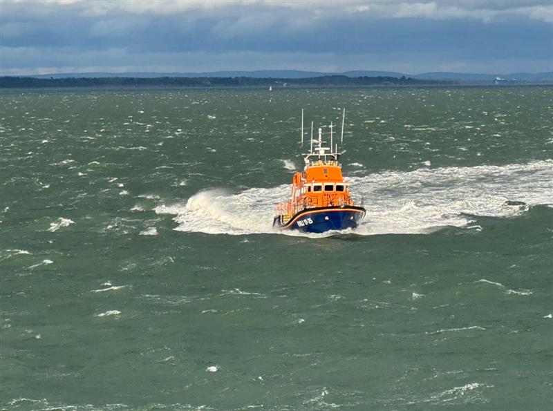 Yarmouth RNLI lifeboat in action.
