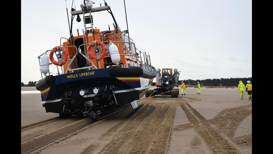 Rnli Launch Methods Wells RNLI celebrates two new Head Launchers after successful ...