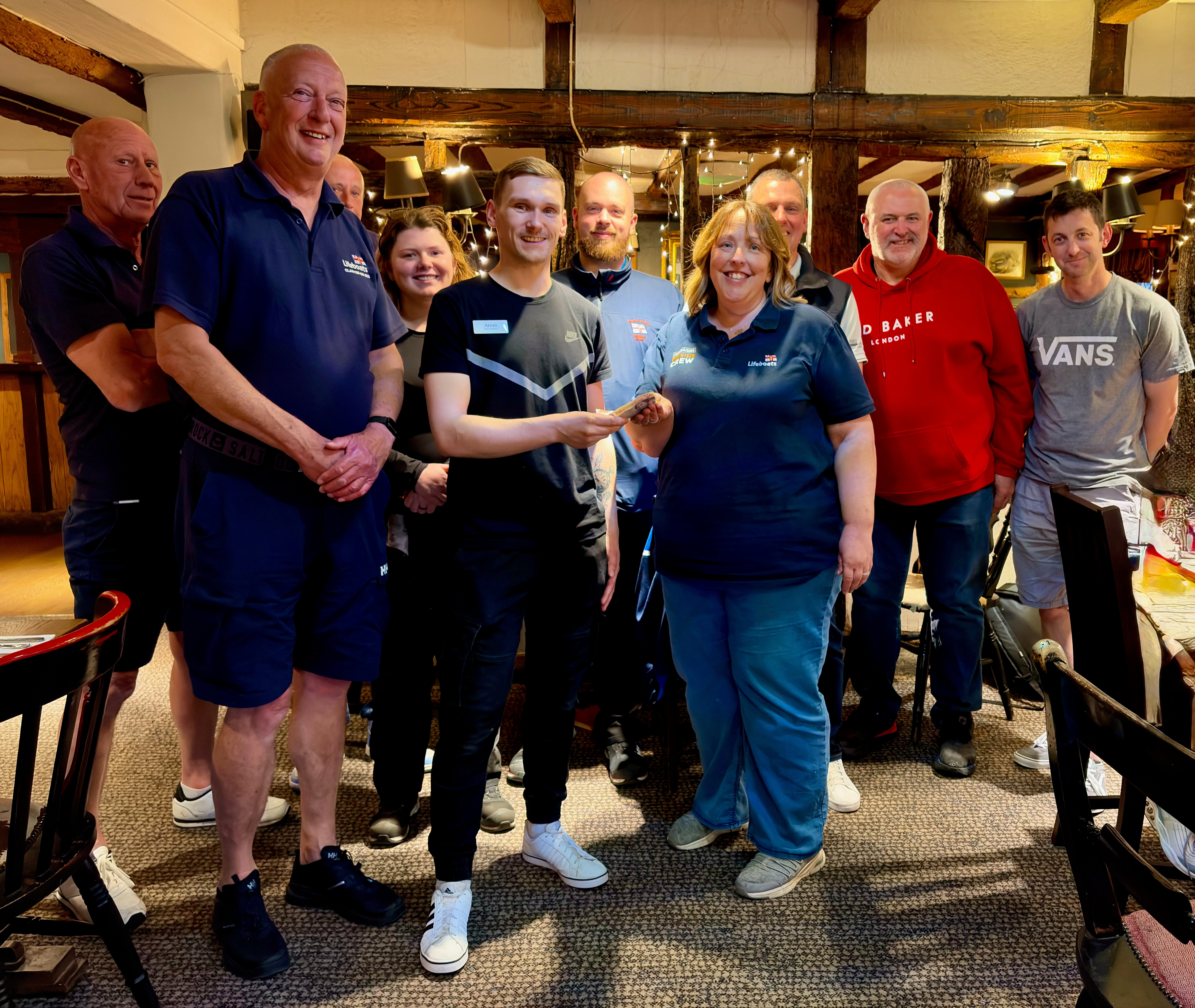 The Robin Hood manager Aaron donated £100 to RNLI Clacton.