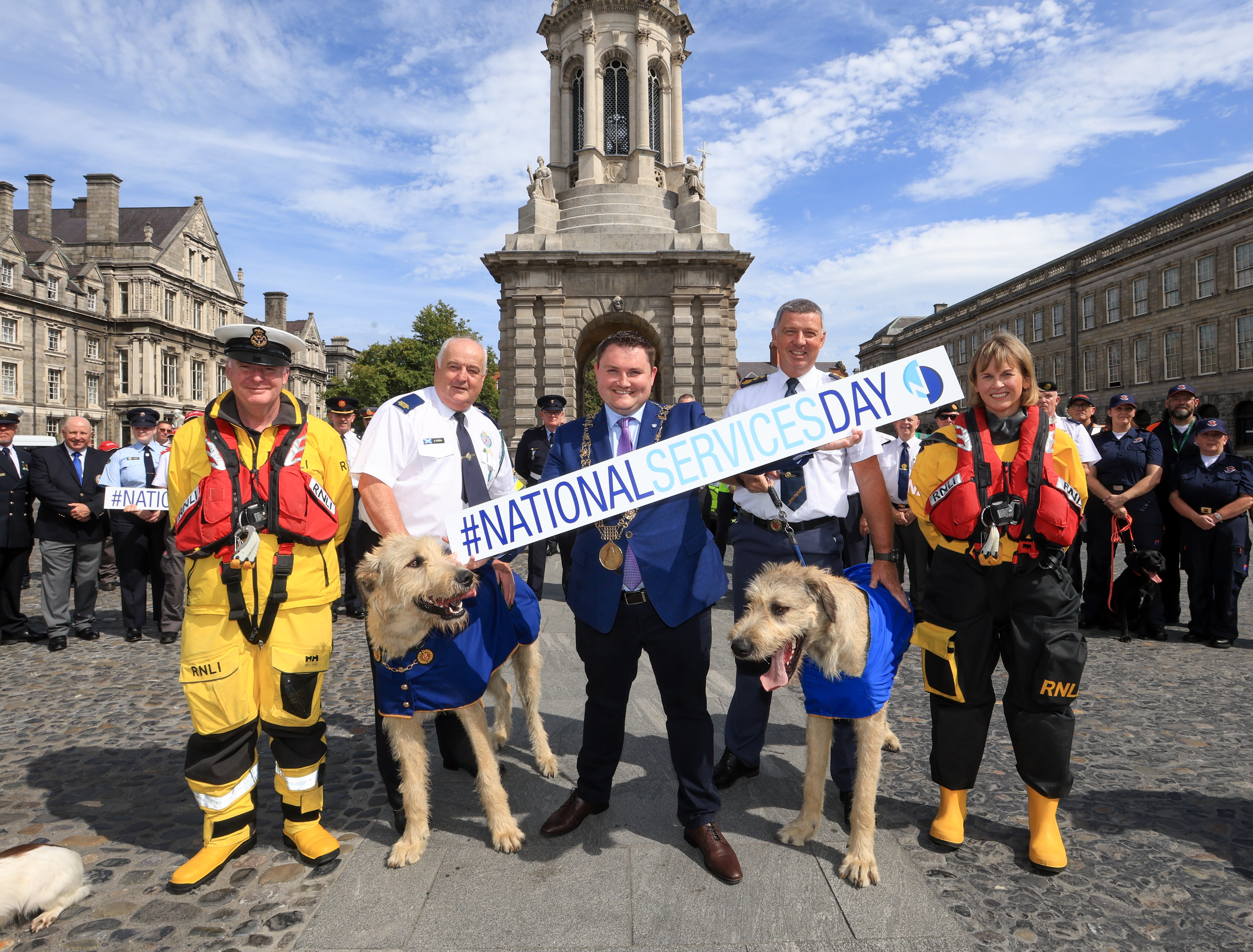 
<p>Photo from Left: Kieran "Collie" O'Connell Dun Laoighaire RNLI, David "Scotty" Dixon, National Ambulance Service Honour with Lochlann, Guard, Lord Mayor of Dublin Cllr Daryl Barron, Darryl Coen, National Ambulance Service and Chair of National Services Day with Murlough and Lorraine Galvin, Wexford RNLI. </p>
