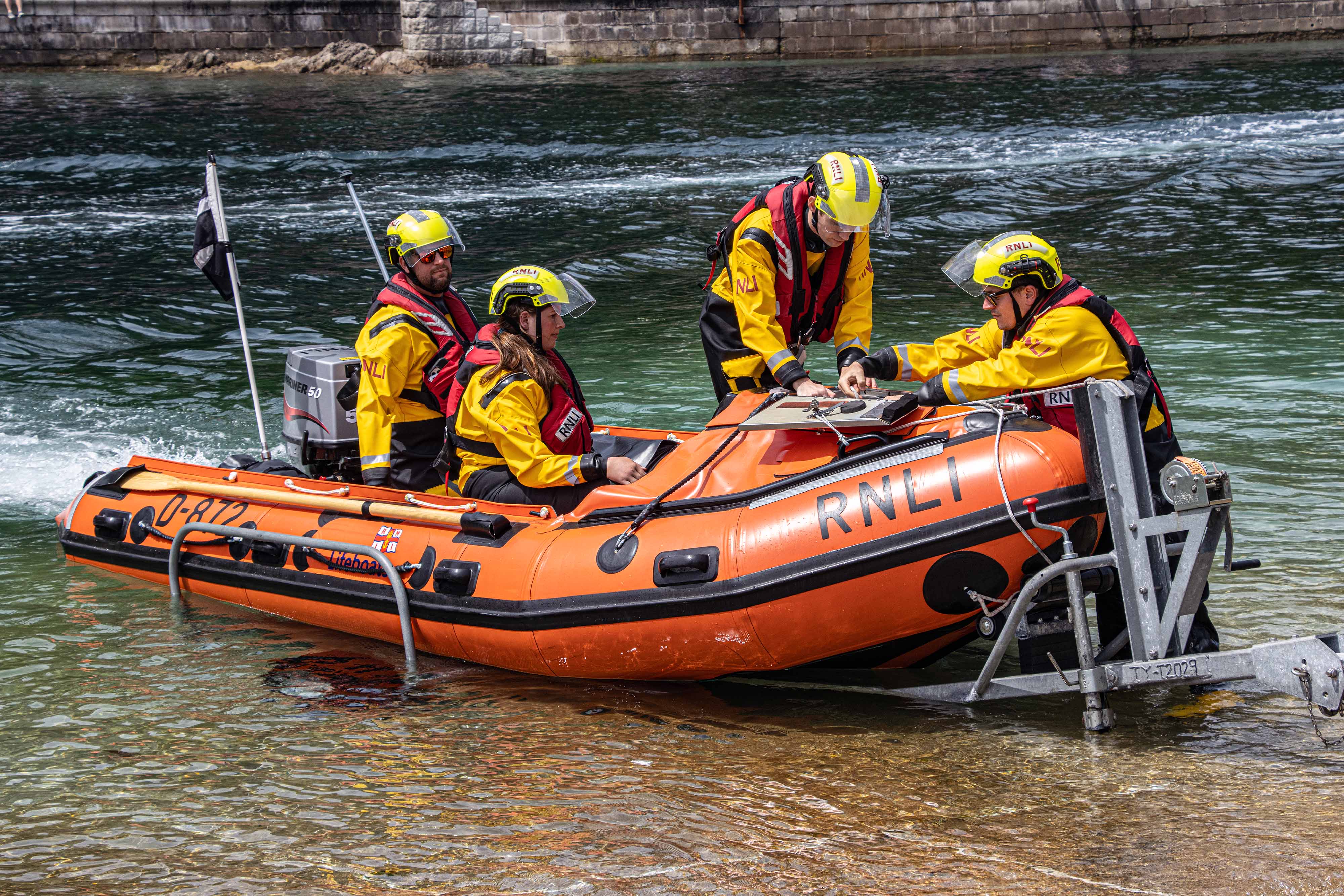 Rich Jones at the helm of the D Class ILB Ollie Naismith II returning to station on a recent training exercise