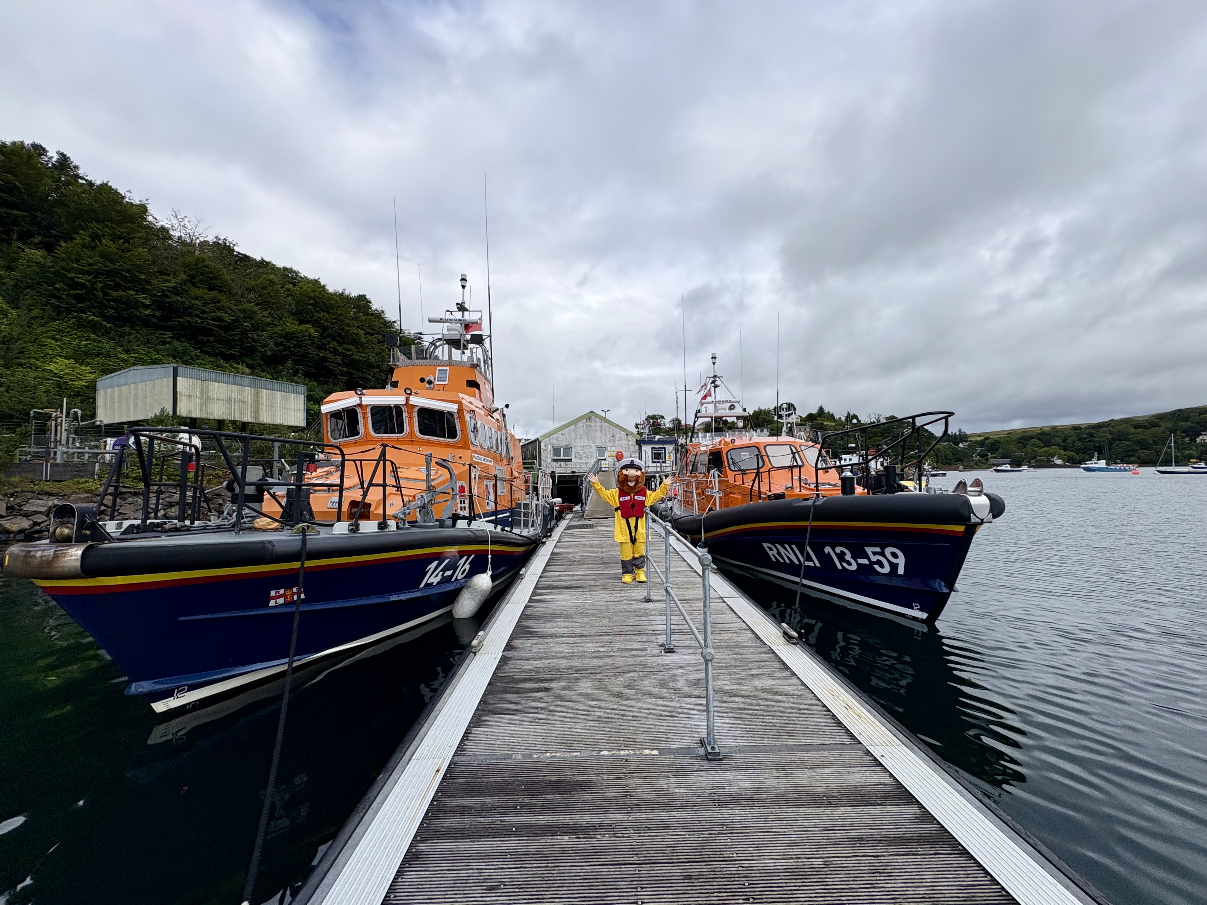 Stormy Stan pictured between the two lifeboats