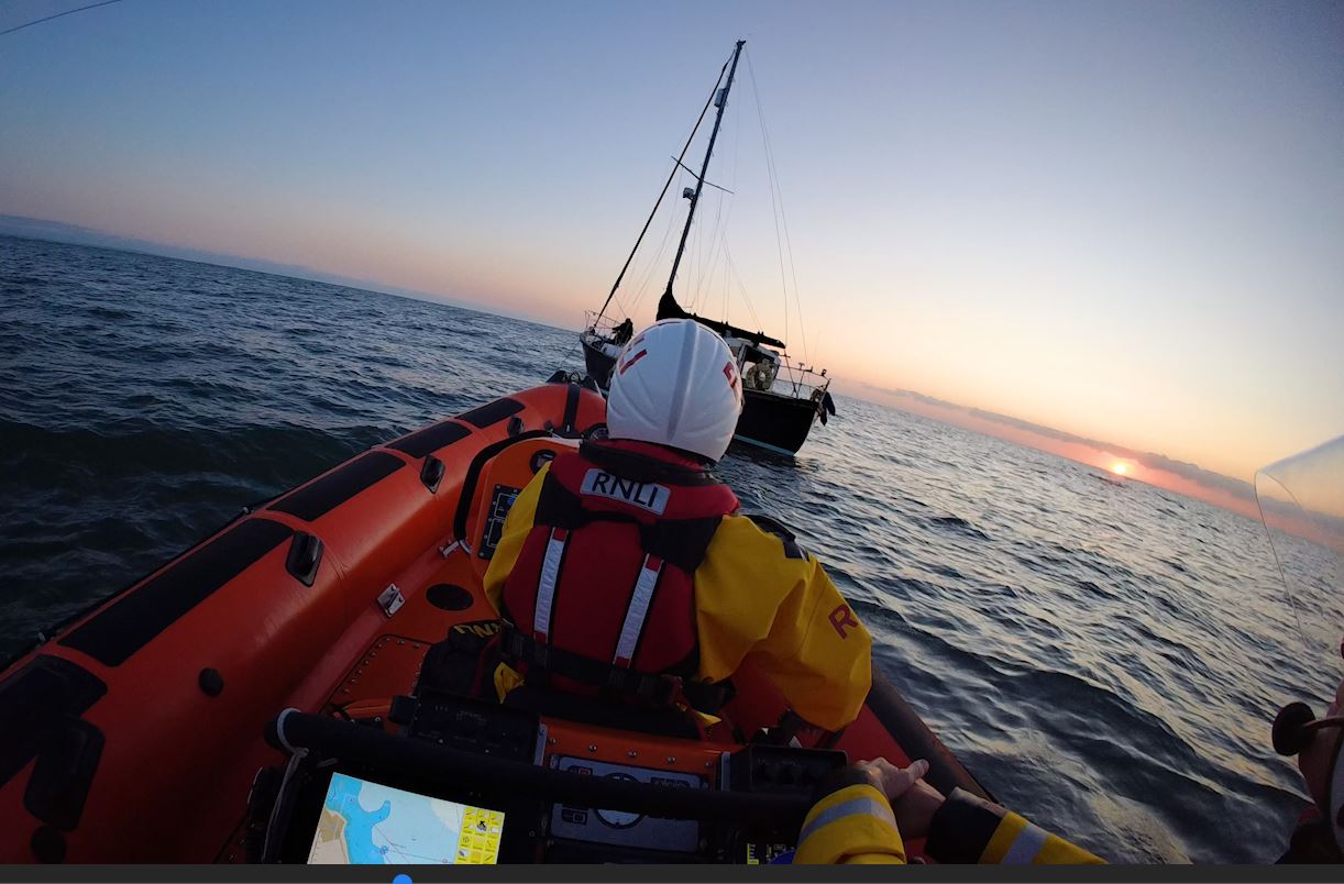 Skerries RNLI standing by as a volunteer crew assists in recovering the anchor
