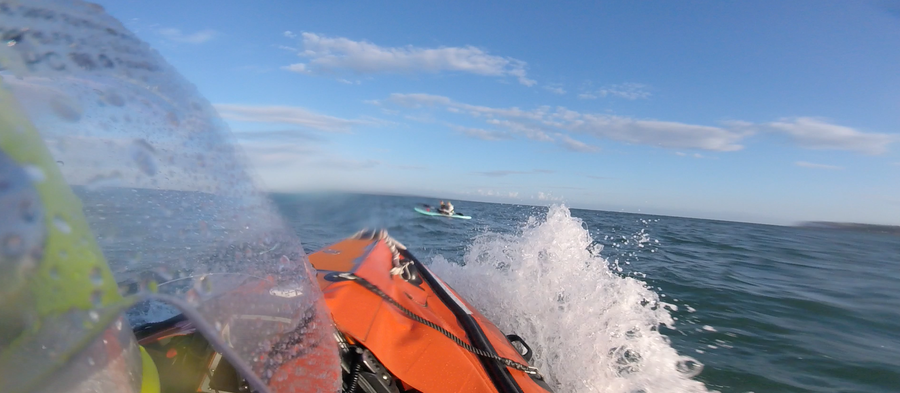 Lifeboat arrives on scene.