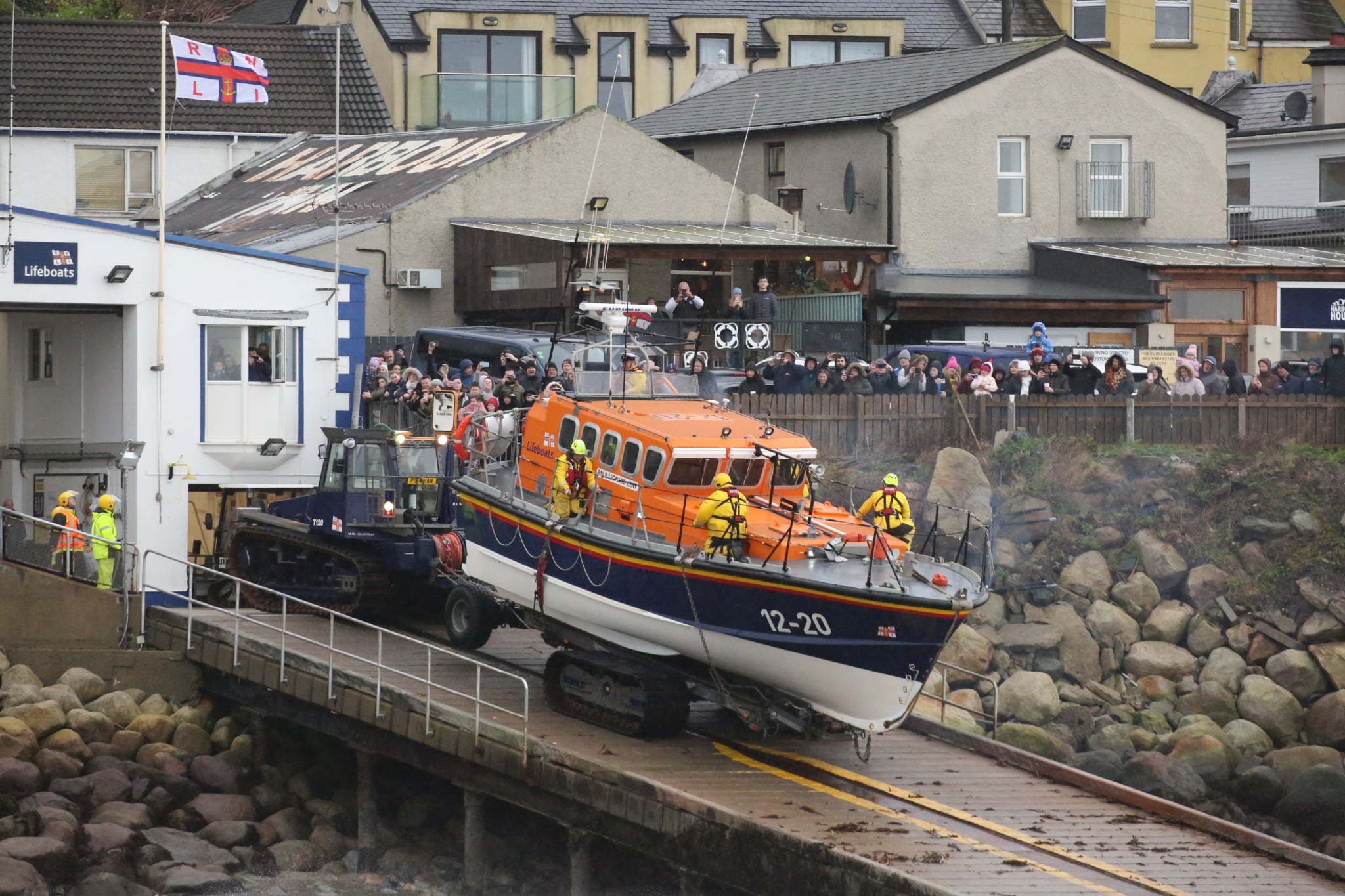 The Mersey class lifeboat launches from Newcastle RNLI for the final time