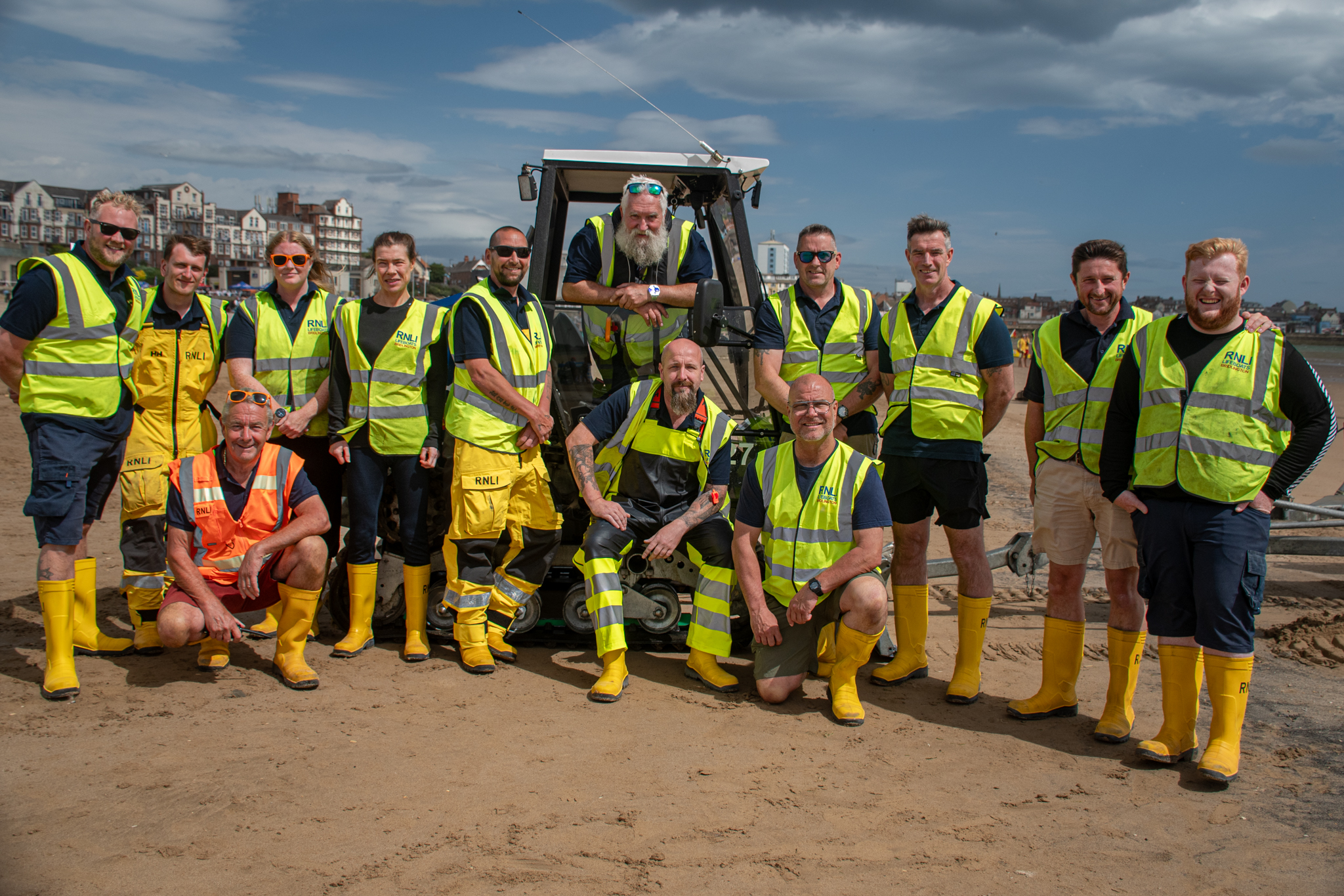 Bridlington RNLI volunteer shore crew from the tasking at Fraisthorpe
